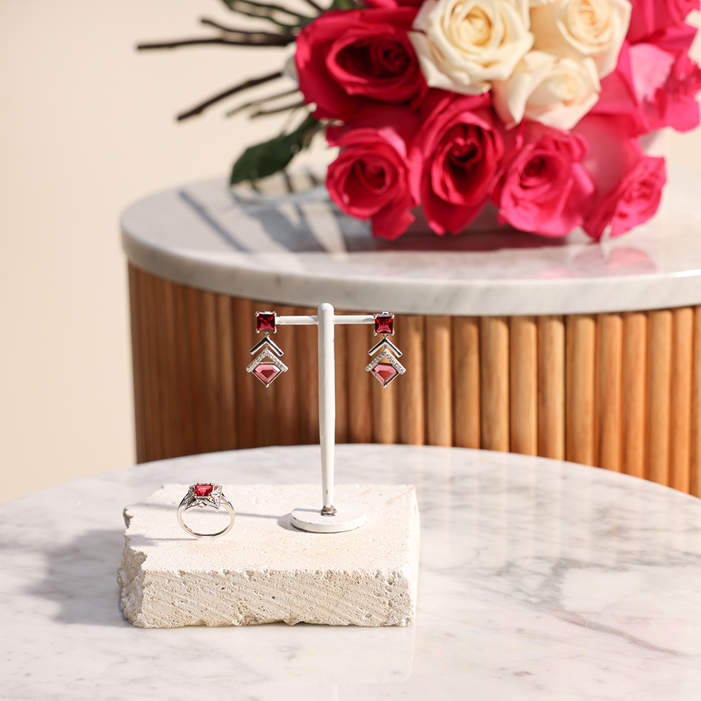 Flower of Joy Jewelry Set by Floward | Rose Bouquet