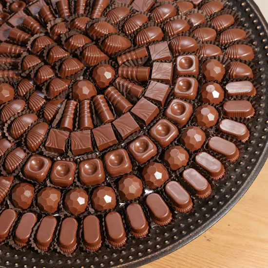 Floward Grand Chocolate Wooden Tray
