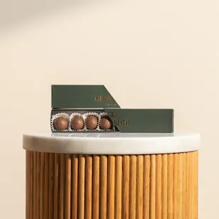 Giovanni Milk Chocolate Coffee Mini Box | 8 Pieces