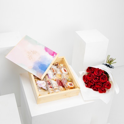 Fleur Wooden Elegant Moleed Box  | Red Roses