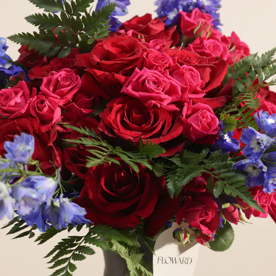 Midnight Romance Flowers Vase