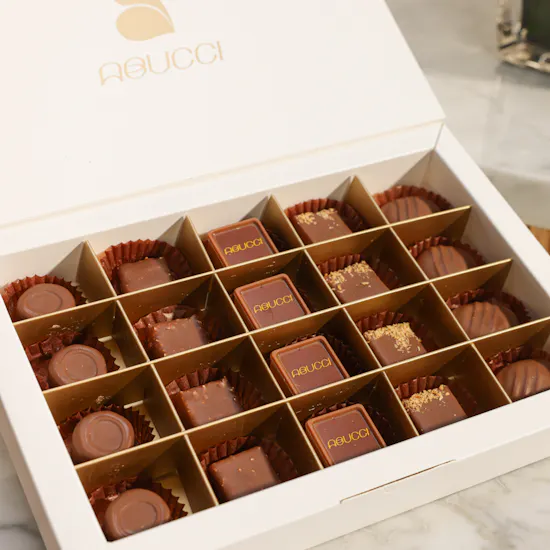 Abucci Classic Chocolate Box | Devotion Flowers Vase