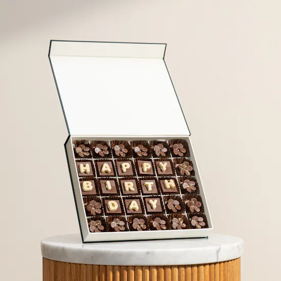 Floward Happy Birthday Medium chocolate Box