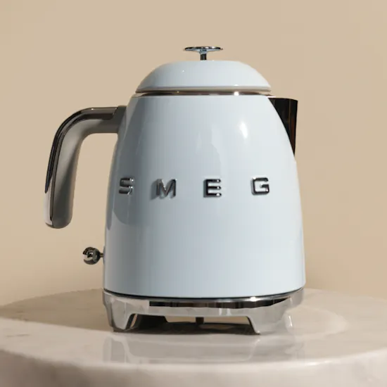 Smeg 50's Style Mini Kettle | Pastel Blue
