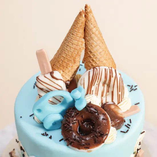 Floward Blue Sweet Treat Cake for Boy