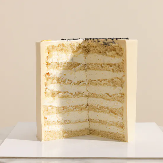 Floward Housewarming Cake