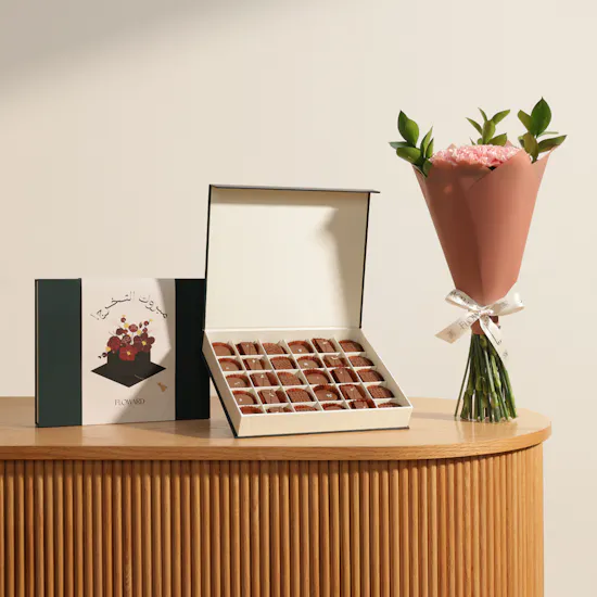 Floward Graduation Chocolates Box | Attractive Flowers