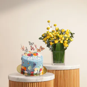 Floward Butterfly Birthday Cake | Cheerful Flower Vase