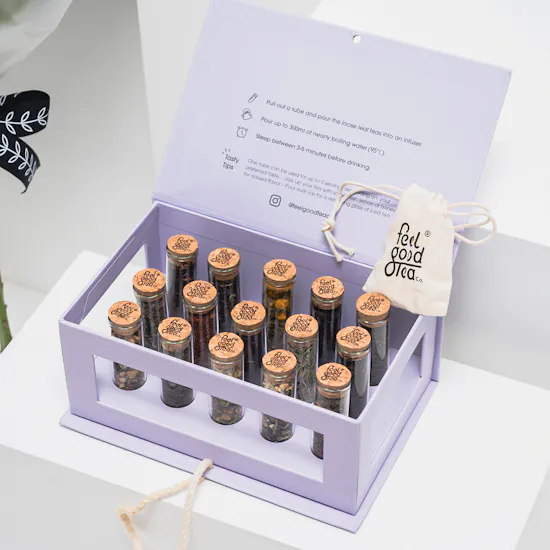 Feel Good Tea Lavender Discovery Box | 3 White Liliums Bouquet