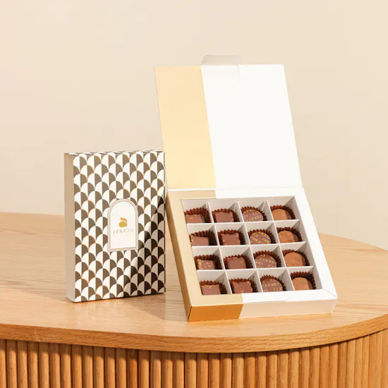 Abucci Black and Gold Chocolates Box | 16 Pieces