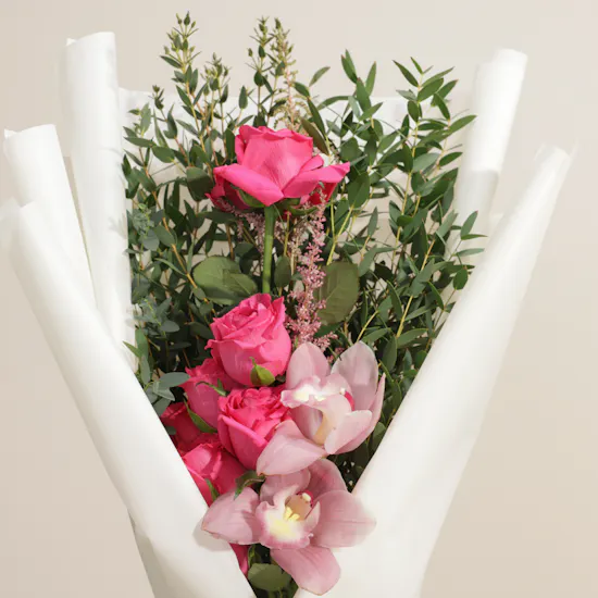 Chocoline Crêpes Dentelle Box | Calm Flower Bouquet