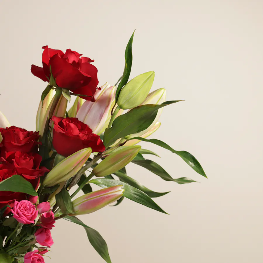 Emerald Embrace Vase By September Studio 5