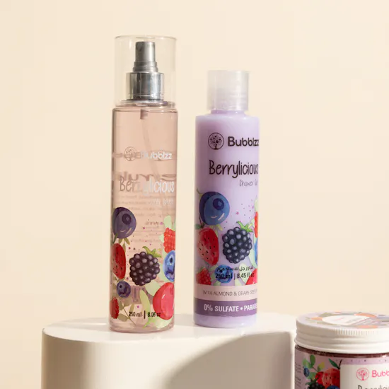 Bubblzz Love is in The Air Berrylicious Beauty Set