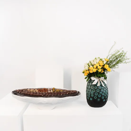 More Chocolate Maxi Perla Di Bianka Tray | Blooms