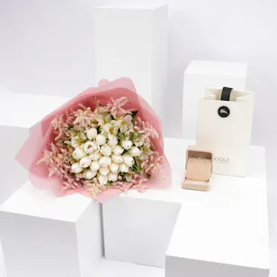 Joolz Pearl Baby Earrings | White Flowers