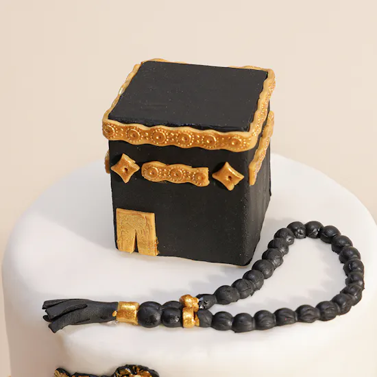 Floward Umrah Cake | Flowers Bouquet