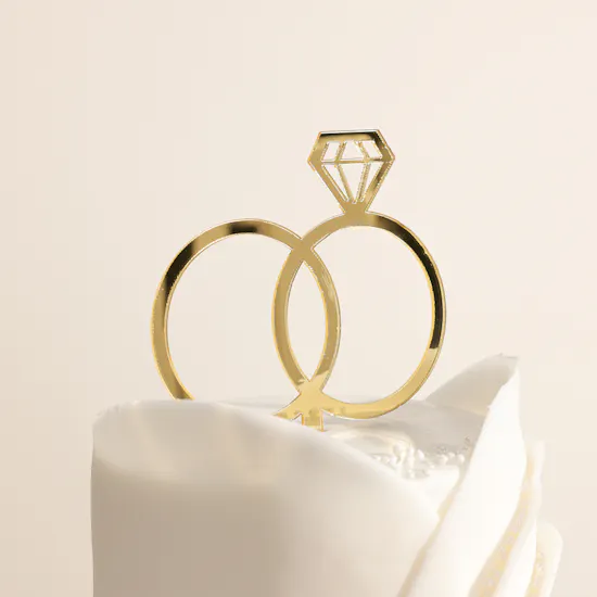 December Cake Elegant White Cake Bride To Be