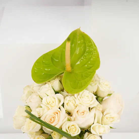 Floward Caramel Chocolate Box | Delight Vase