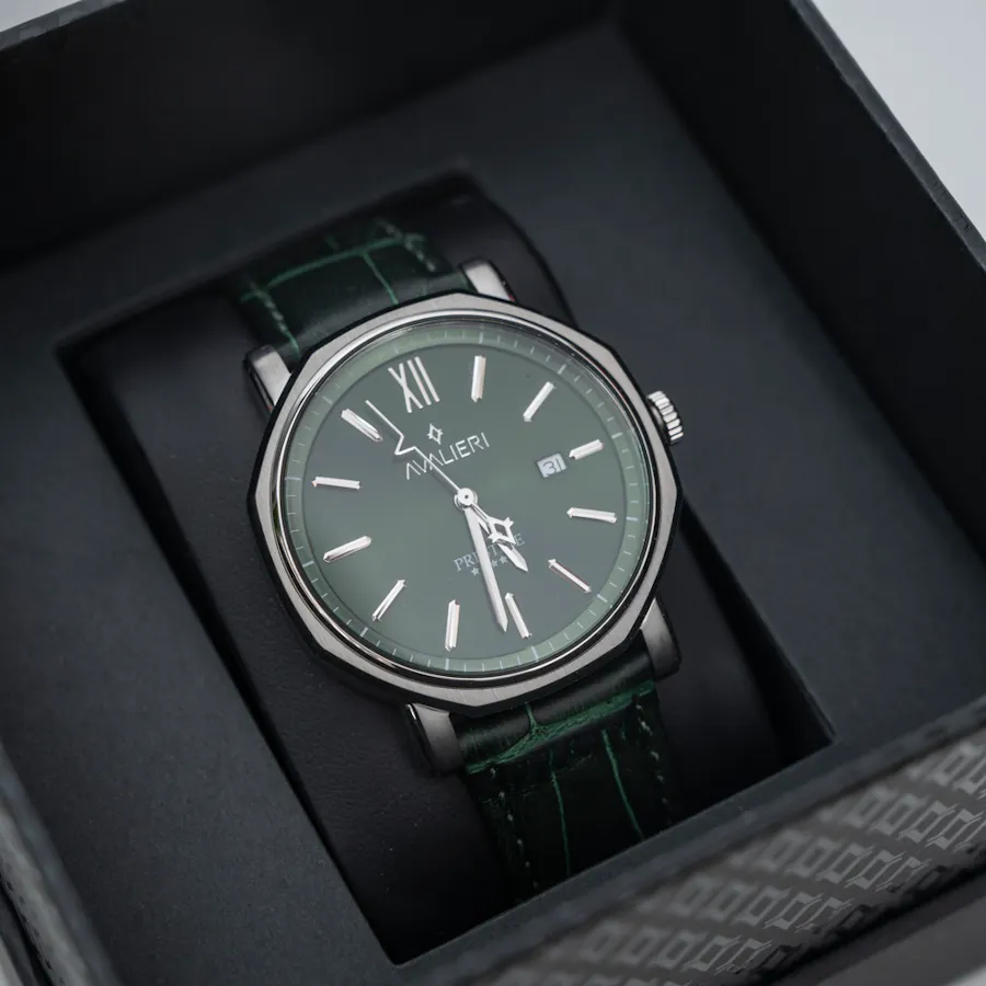 AlShaya Avalieri Prestige Green Men's Watch | Blooms 4