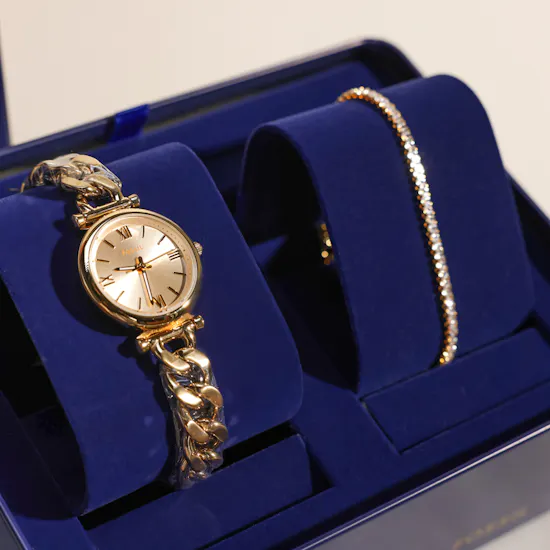 Fossil Women's Carlie Watch and Bracelet Set