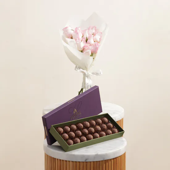 Hanoverian Truffle Chocolates Box | Splendid Flowers