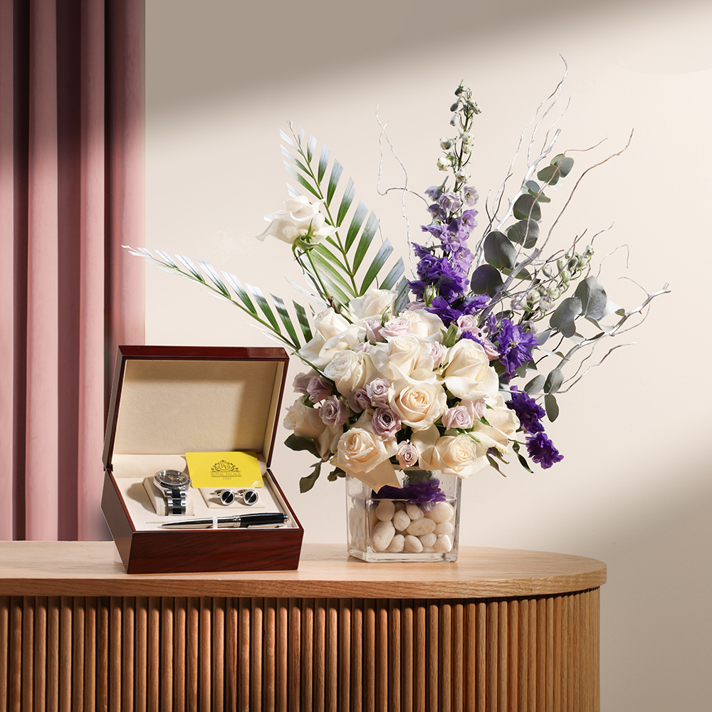 Royal Palace Luxury Men Set | Flowers Vase