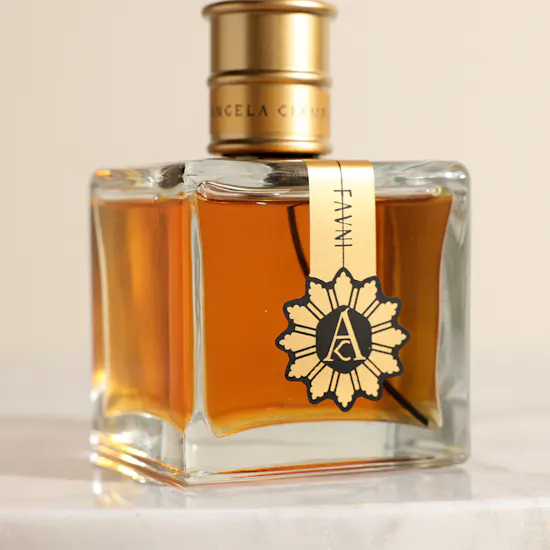 عطر فاوني للجنسين من أنجيلا تشامبانيا | 100 مل
