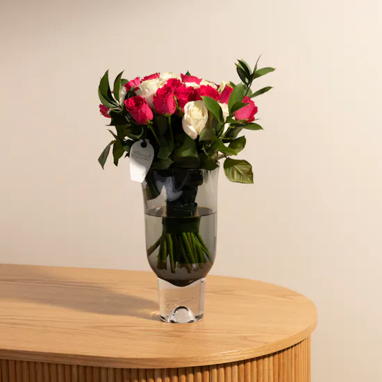 Graceful Roses | Chic Vase