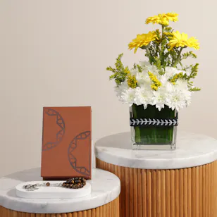 Floward Rosary | Cosmic Flowers Vase