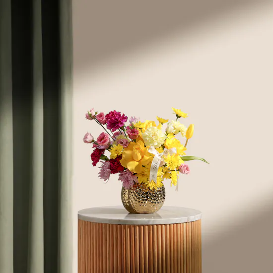 Beauty's Effect Flowers Vase