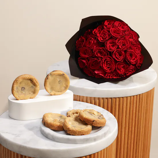 Cheese Cloud Cookies Box | Elegant Roses Bouquet