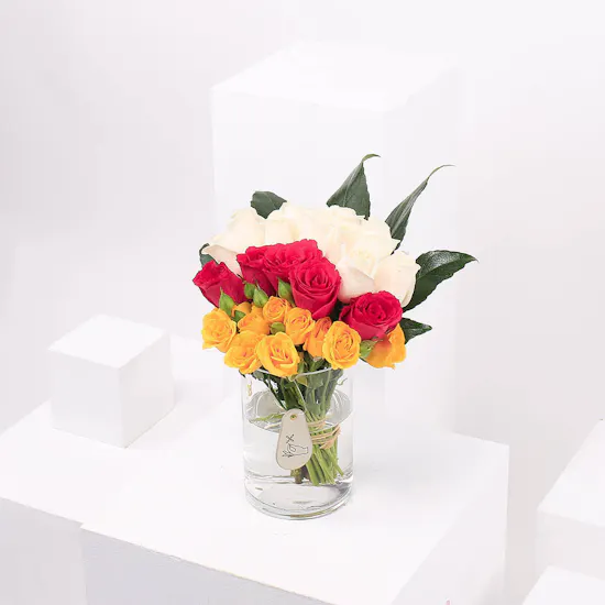 Colorful Vase | 17 Flowers