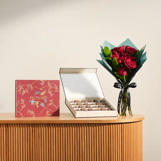 Floward Birdsong Medium Chocolate Box | Sweet Tender Flower Bouquet