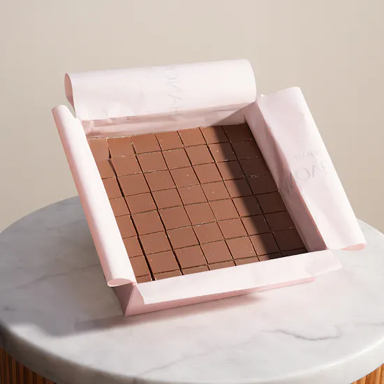 Hanoverian Caramel Chocolate Box | 56 Pieces