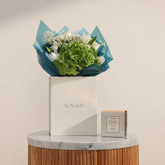 Atelier Rebul Istanbul Candle | Dreamy Flower Bouquet