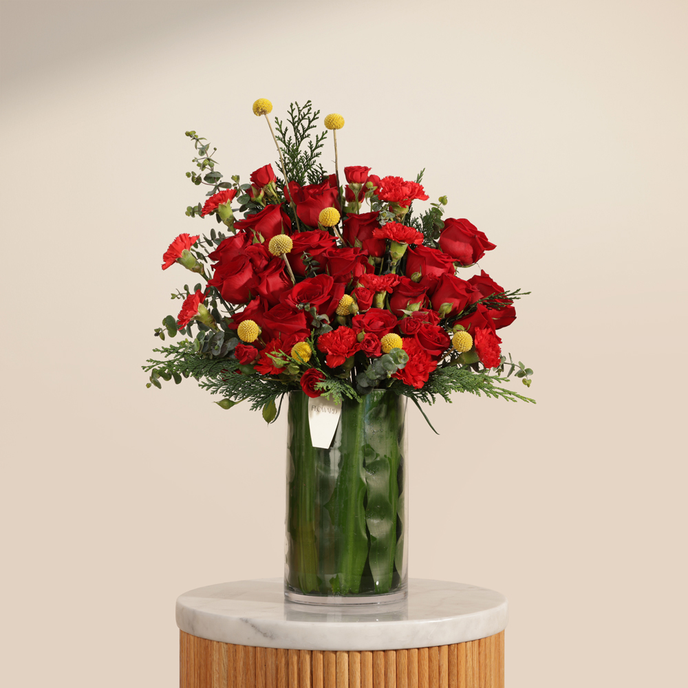 مزهرية زهور نعومة الألوان