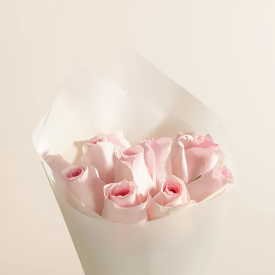 Floward Personalized Floral Cream Cake | Heartfelt Flower Bouquet