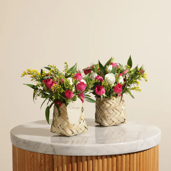 Floward Floral Chocolate Signature Basket
