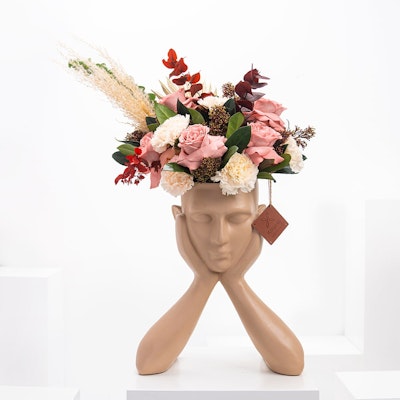 Calmly | Human Face Vase