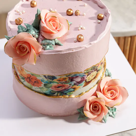 Floward Delicious Cake | Happy Birthday Elegant Flower