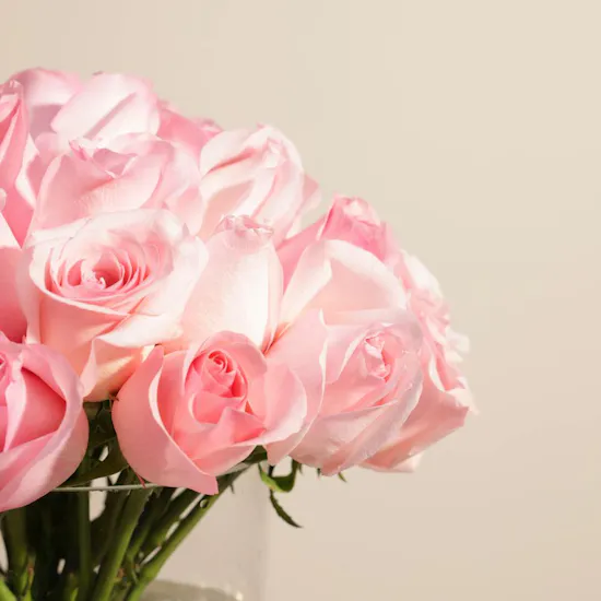 Charming Pink Rose Vase | 35 Roses