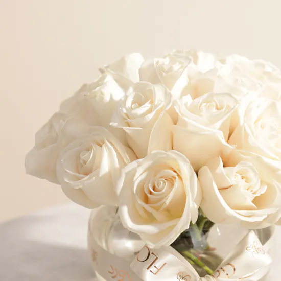 Levo Golden Chocolates Tray | Gentle Aura Flower Vase