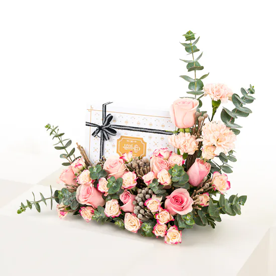 Linne Assorted Chocolate Box | Pink Flowers