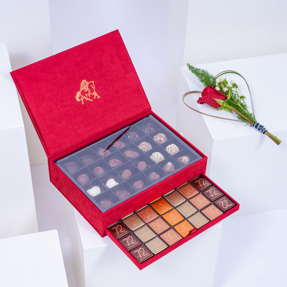 Godiva Red Large Royal Box | Red Touch
