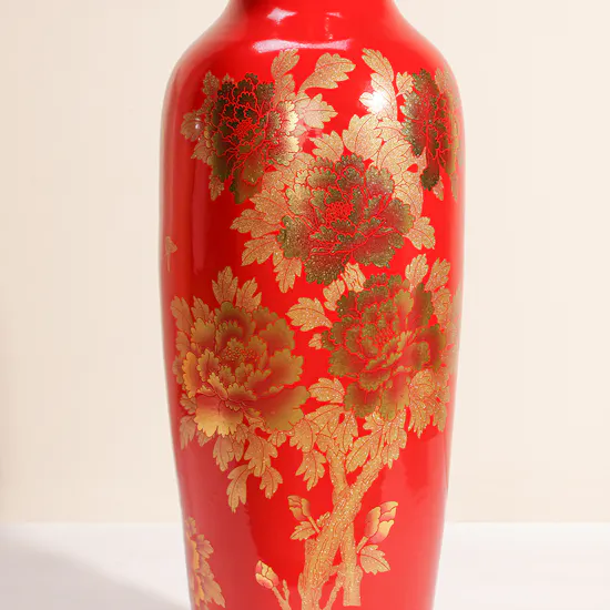 Red Luxurious Pattern Ceramic Vase