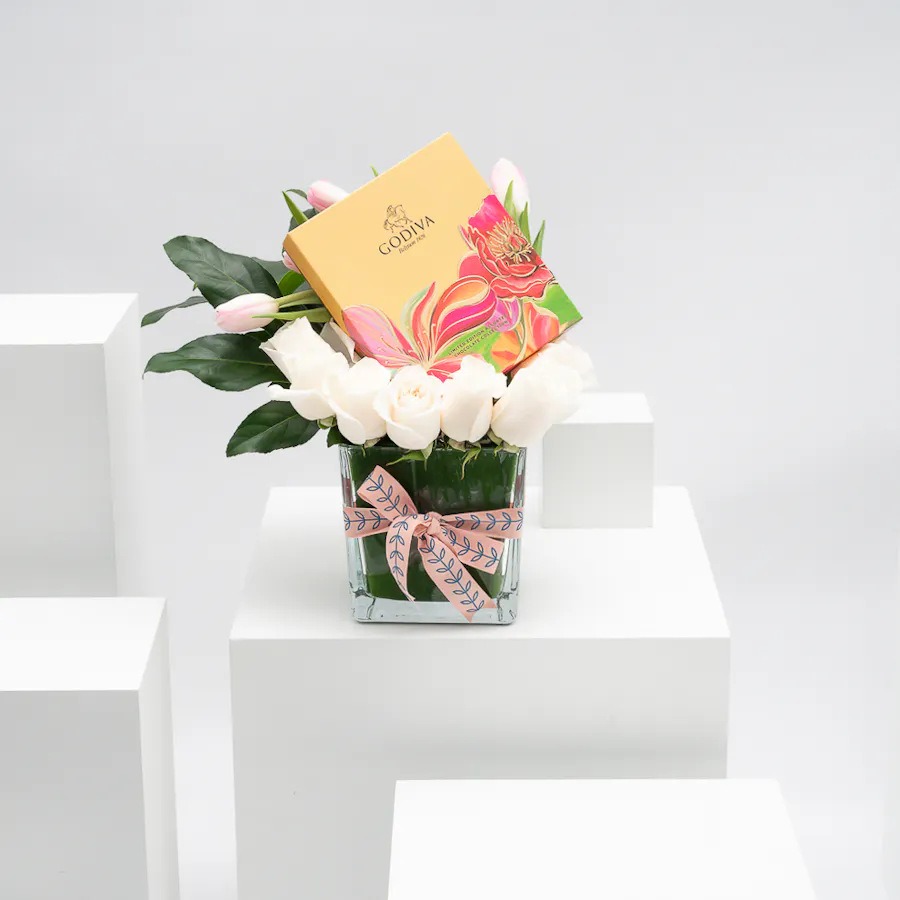 Godiva Napolitain Chocolate Box  | Blooms 1