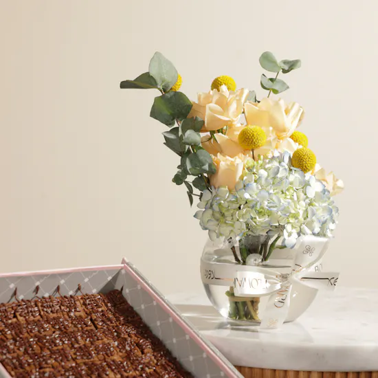Creamy Ribbons Large Nutella Chocolate Sea Salt Brownies Box | Delightful Flowers