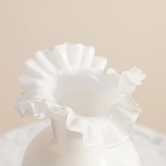 Floward Amethyst Bud Glass Vase
