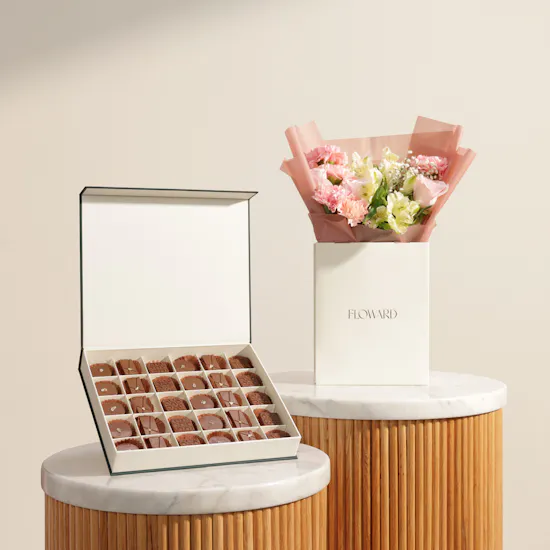 Floward Essence of Joy Medium Chocolate Box | Spark Flower Bouquet