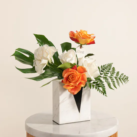 Vibrant Delight Rose Vase